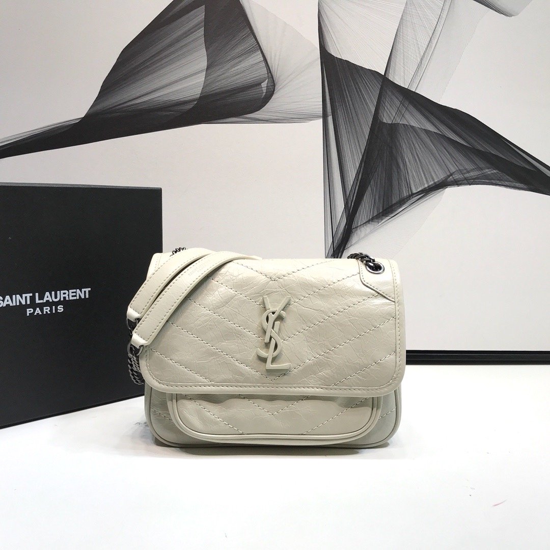 GLAMI Niki Baby Chain Bag In Crinkled Vintage White For Women 8.2in/21cm YSL 6331600EN049207