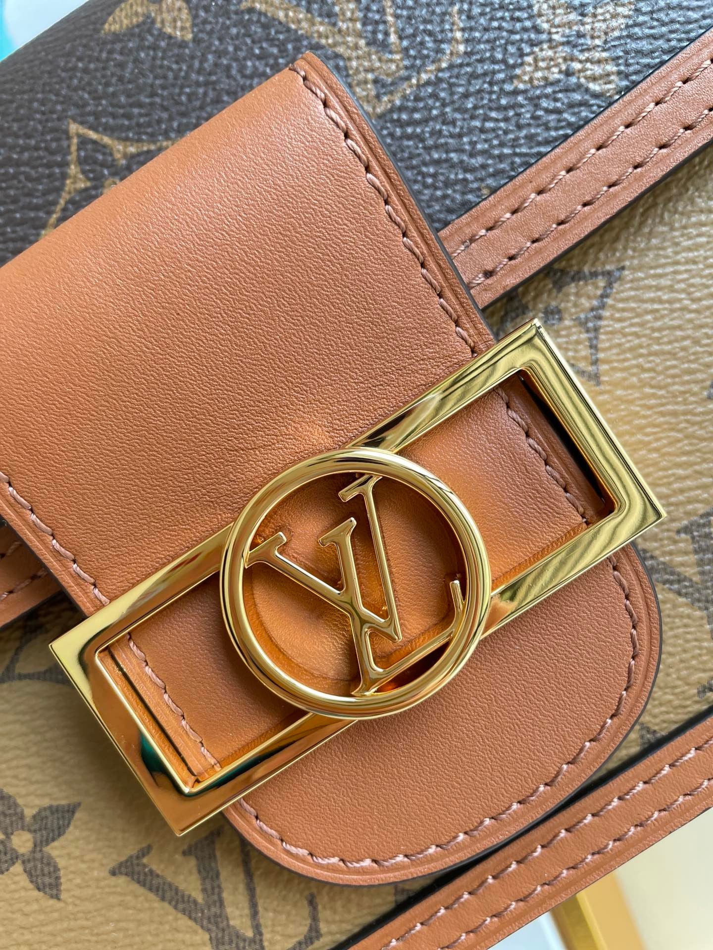 LV Mini Dauphine Monogram And Monogram Reverse Canvas By Nicolas GhesquiÃƒÂ¨re For Spring-Summer, For Women  Shoulder Bags 20cm LV M45959
