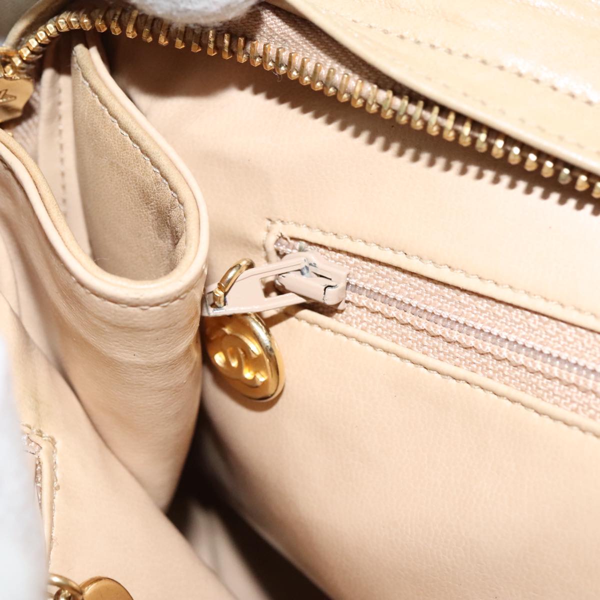 CHANEL V Stitch Hand Bag Lamb Skin Beige Gold CC 95608
