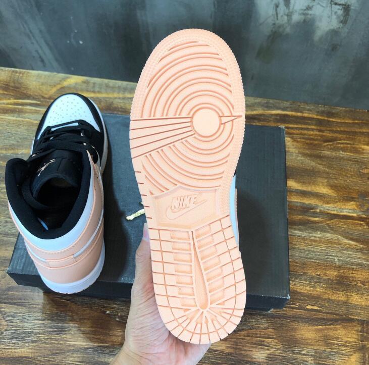 SAMC - NKE Shoes - 1783