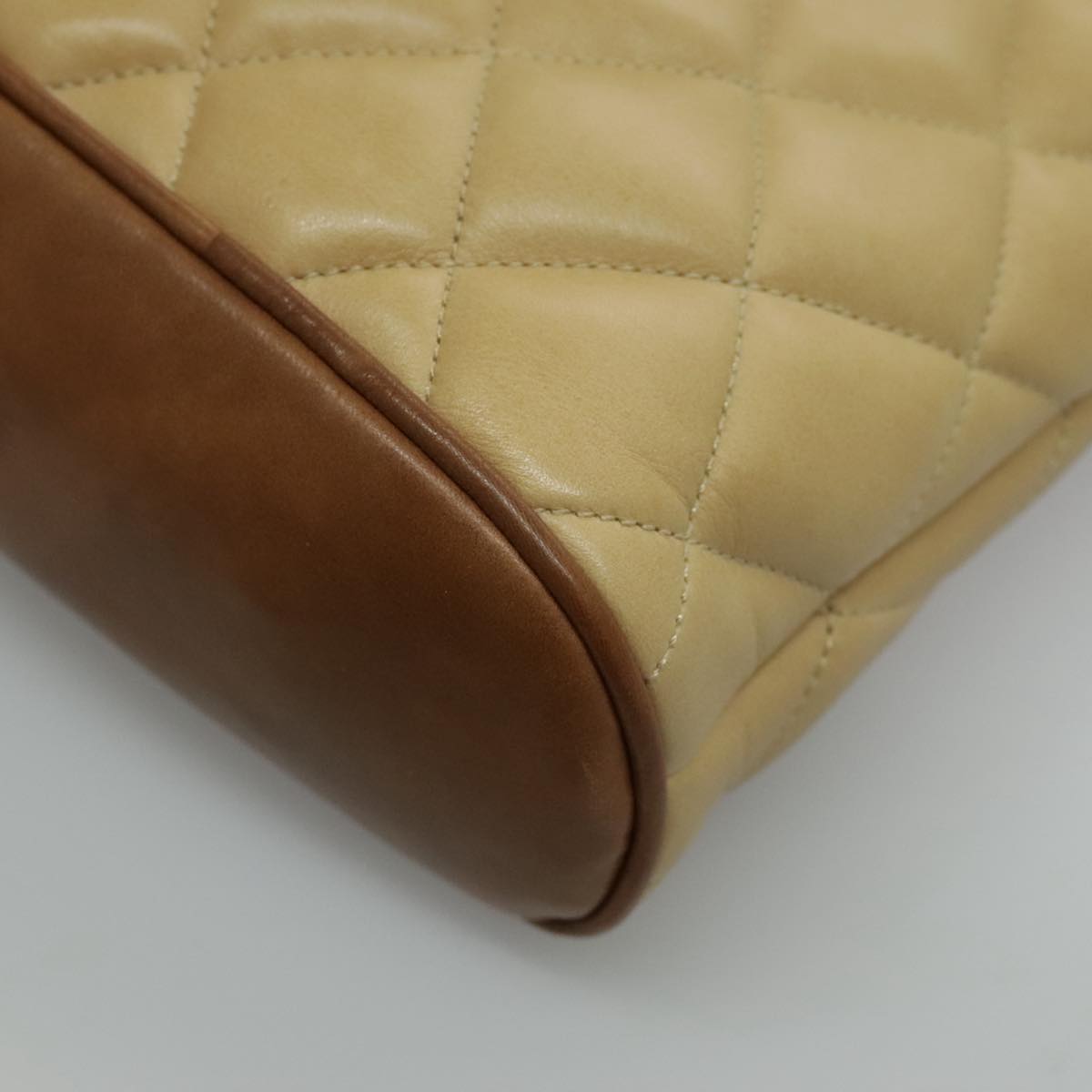 CHANEL Chain Shoulder Bag Lamb Skin Beige Gold CC 95932