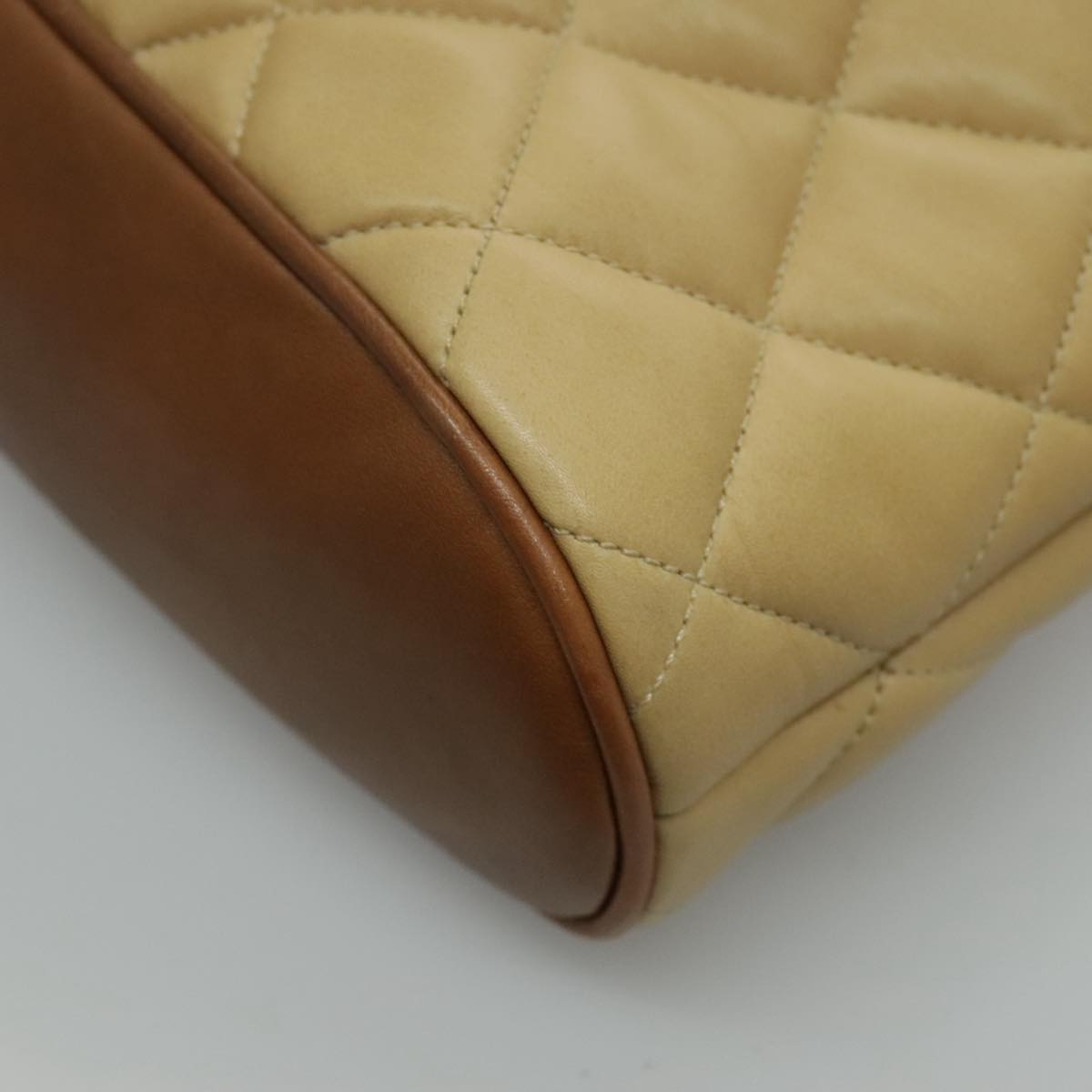 CHANEL Chain Shoulder Bag Lamb Skin Beige Gold CC 95932