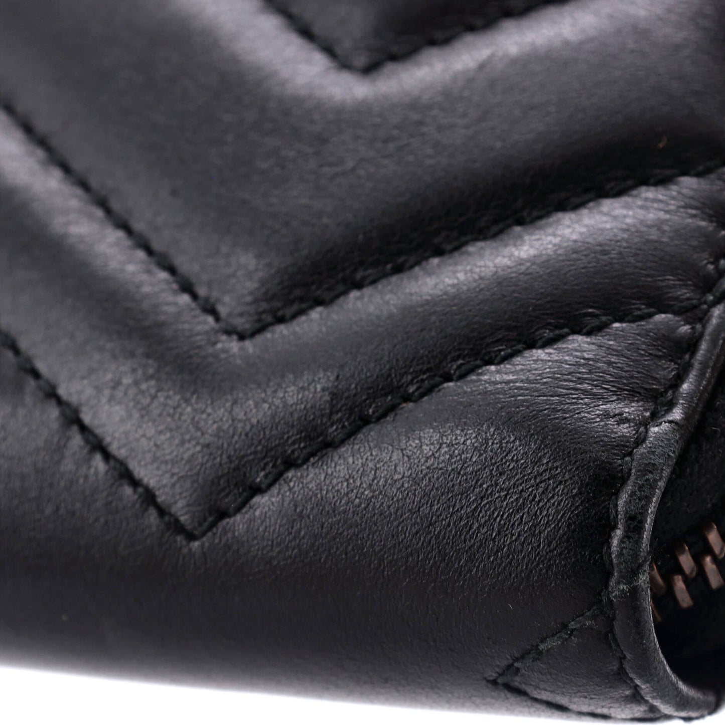 GG Marmont Zip Around Wallet Matelasse Leather