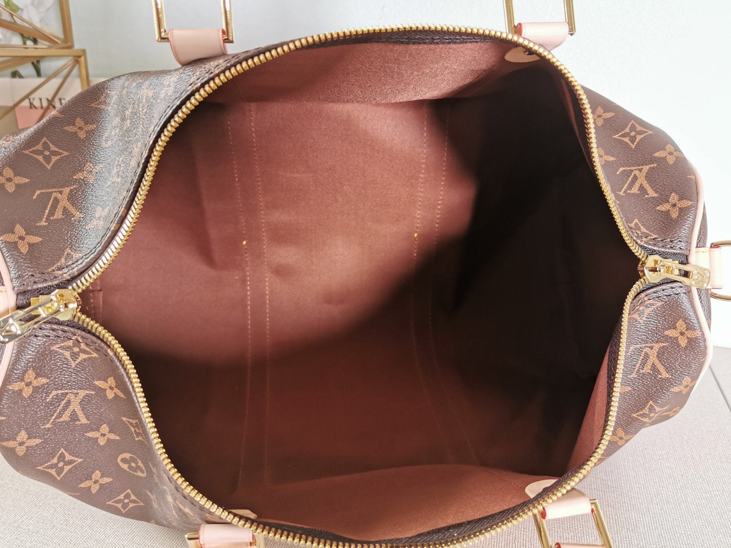 EN - New Arrival Bags LUV 259