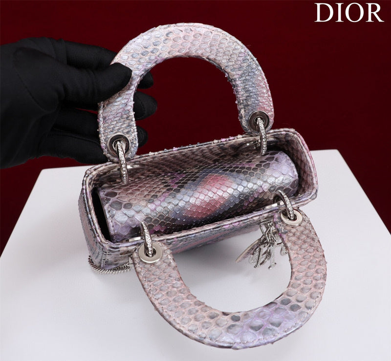 ELE - Dir Bags - 1720