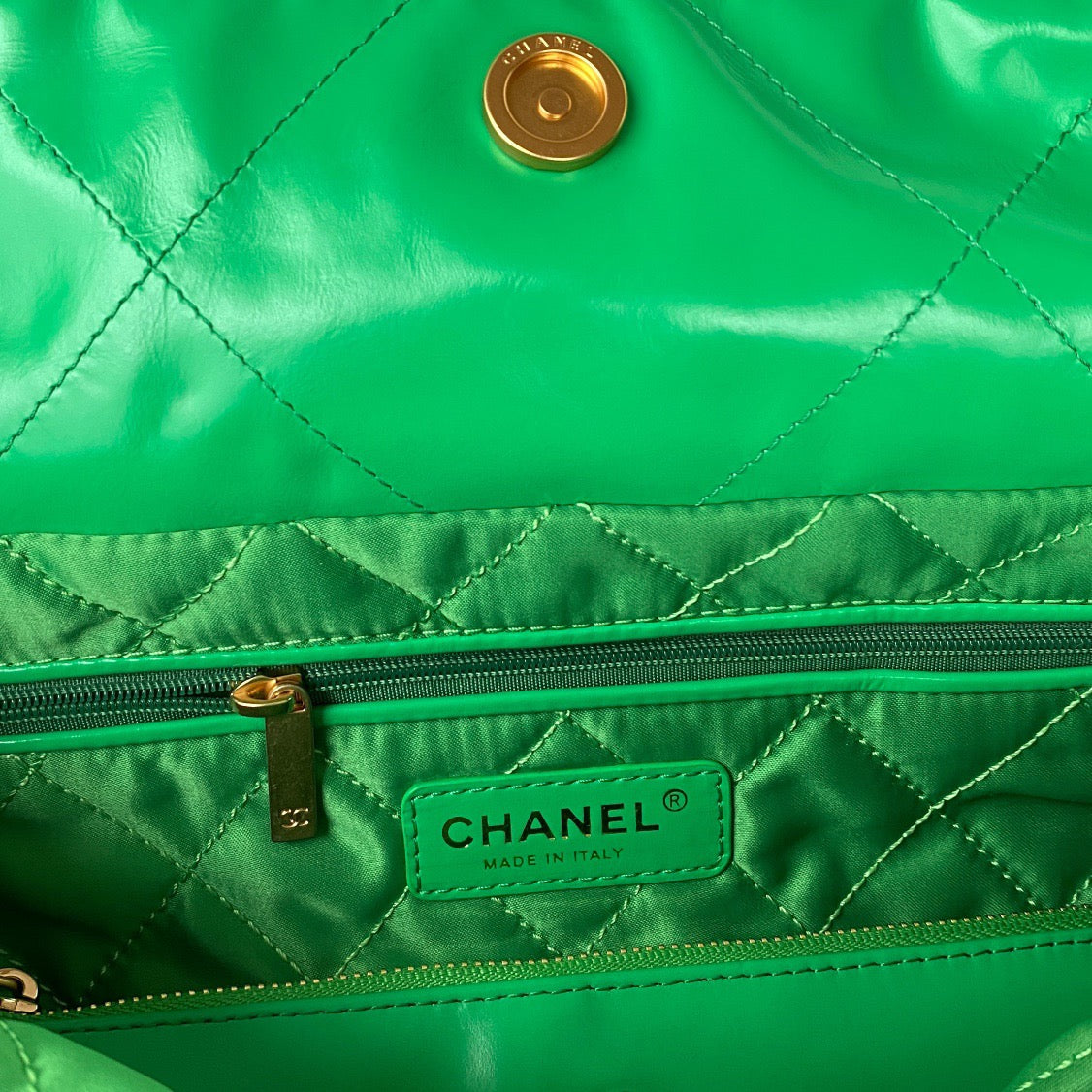 CHL 22 Handbag Gold Hardware Shiny Green For Women Handbags, Shoulder Bags 16.5in/38cm AS3261