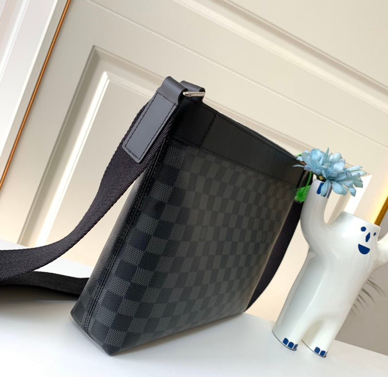 LOV2 Bags - Fashion Bags  2742