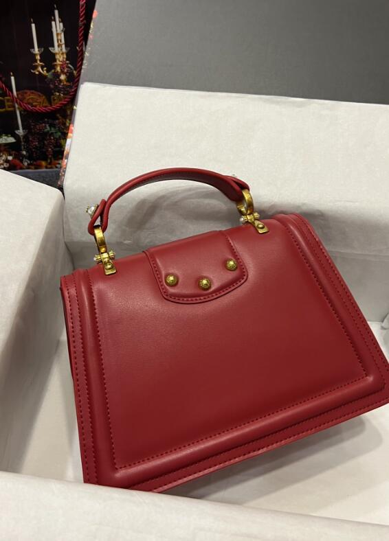 SAMCC - DAG Bags - 106