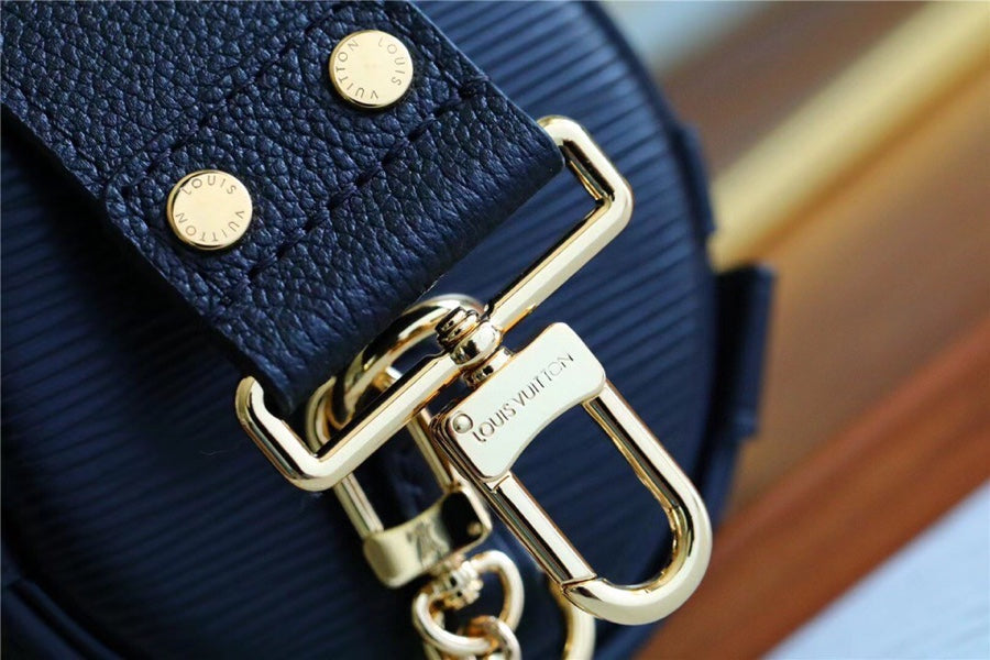 LV Papillon Trunk Epi Black For Women, WomenÃ¢â‚¬â„¢s Bags, Shoulder And Crossbody Bags 7.5in/19cm LV M58655