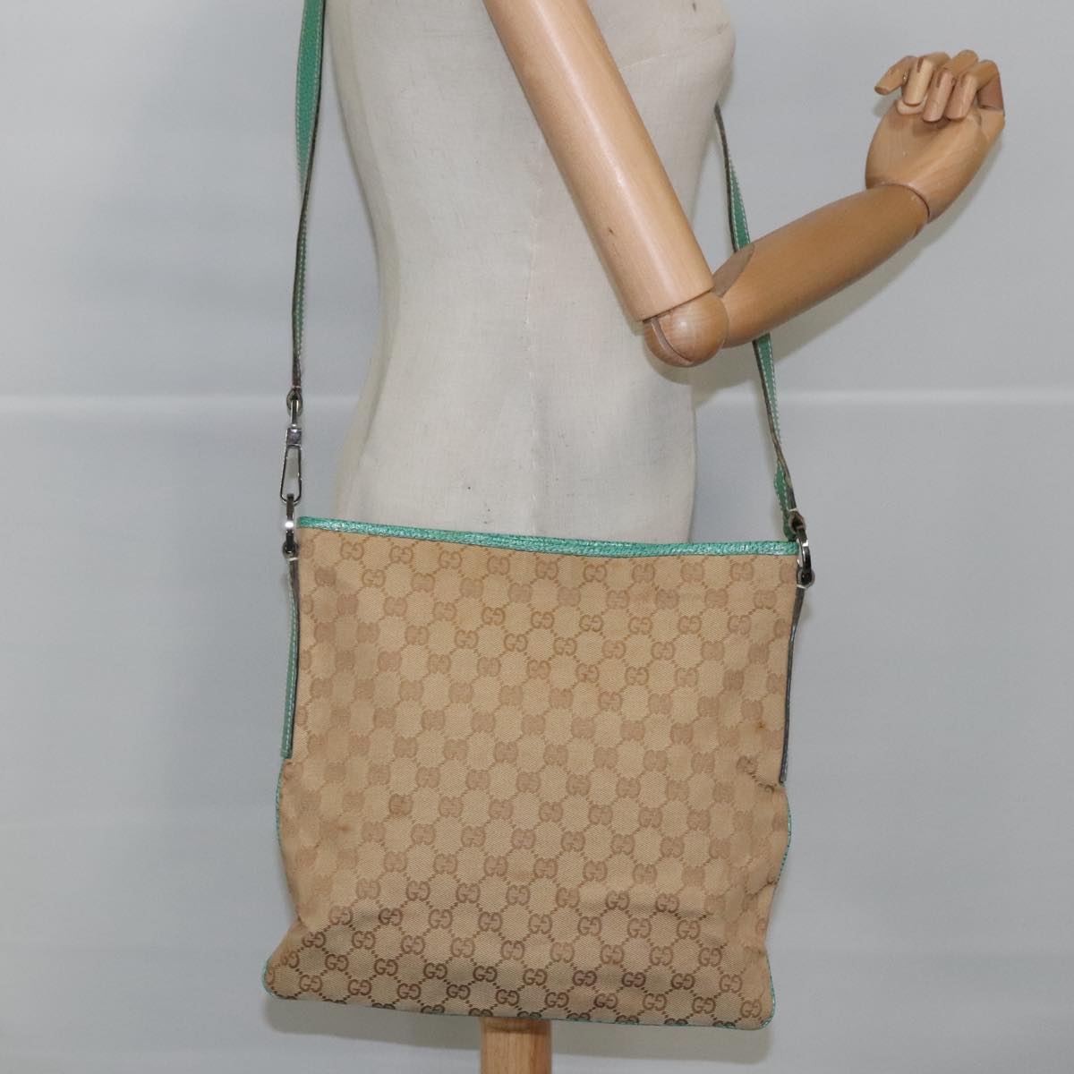 GUCCI GG Canvas Shoulder Bag Beige Silver Green 113013 96980