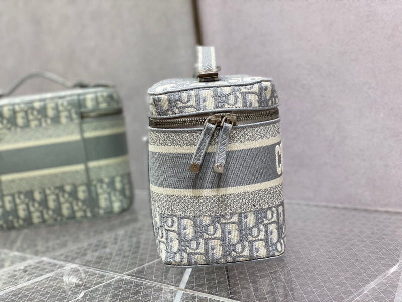 ELE - Dir Bags - 450