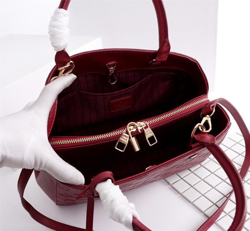 EN - New Arrival Bags LUV 040