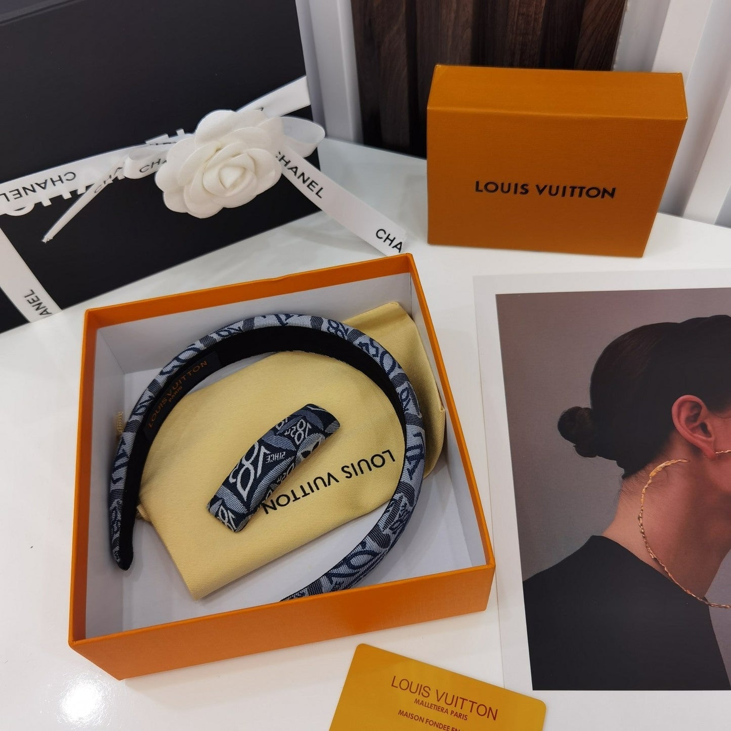 EN - Luxury Hair Band LUV 040