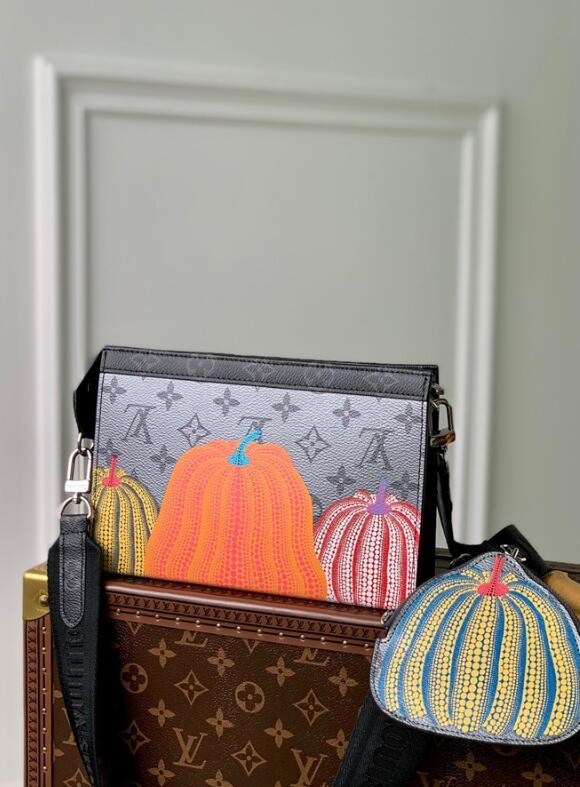 SAMC - LOV Bags - 1233