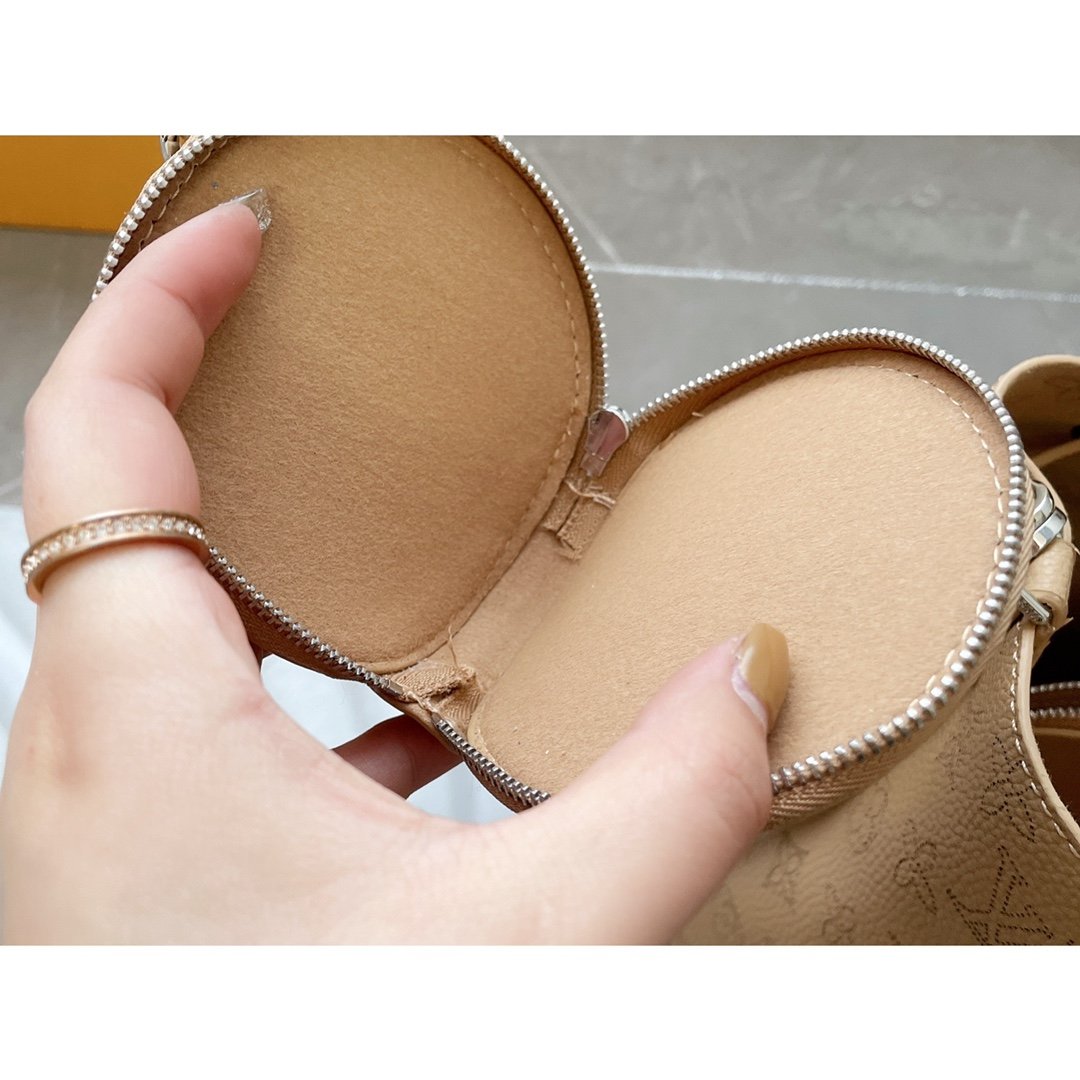 EN - New Arrival Bags LUV 069