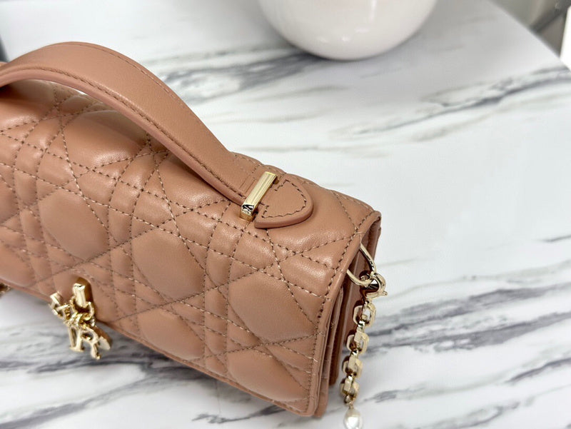 Glami Fashion - DIR Bags - 348