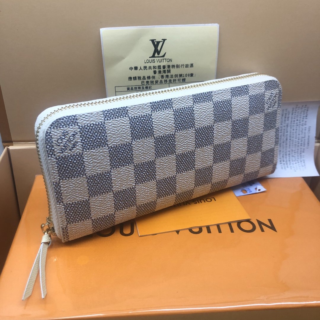 EN - New Arrival Wallet LUV 018