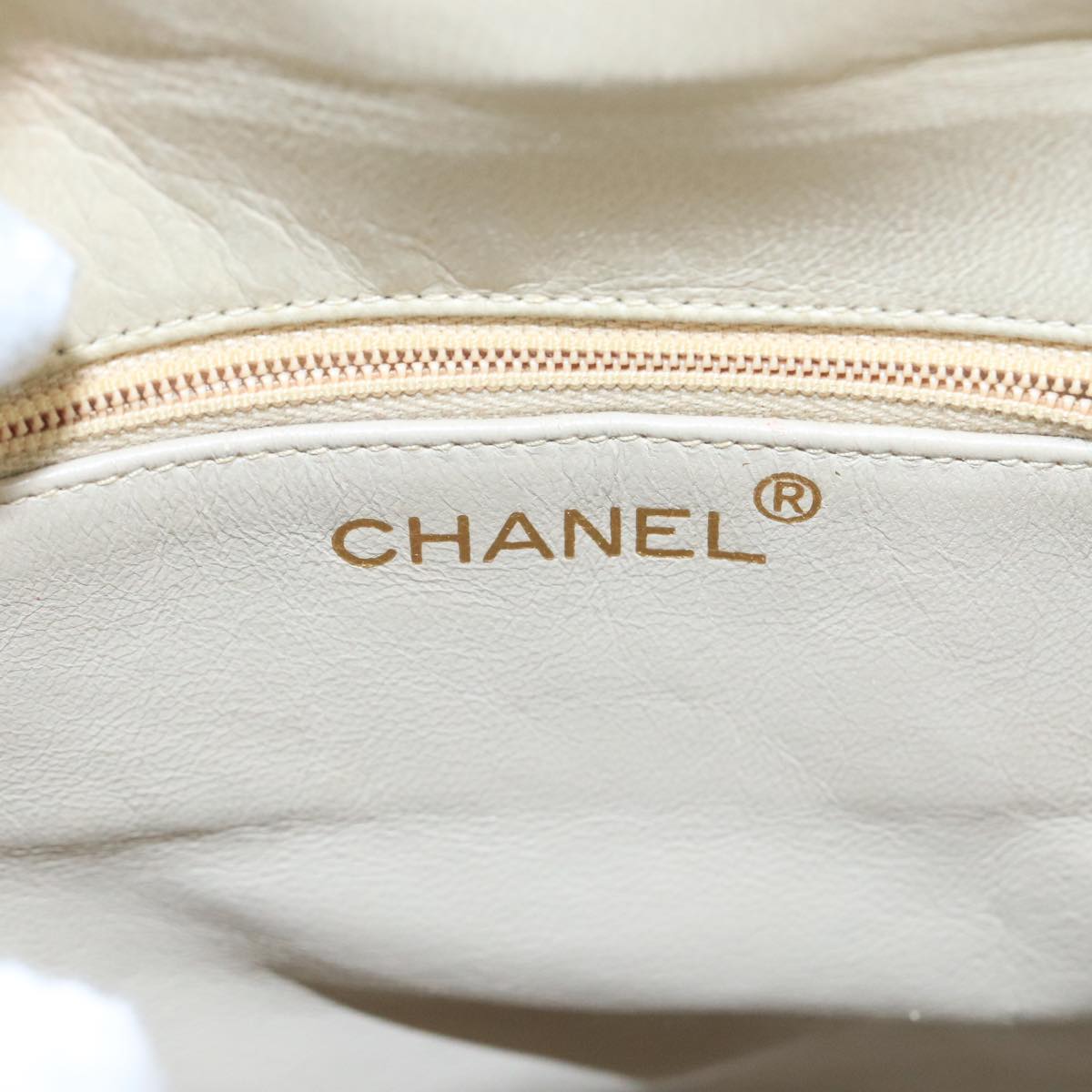 CHANEL Matelasse Chain Shoulder Bag Lamb Skin White Gold CC 98413