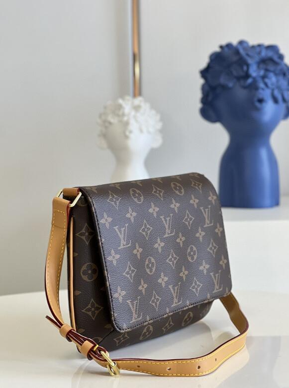 SAMC - LOV Bags - 1601