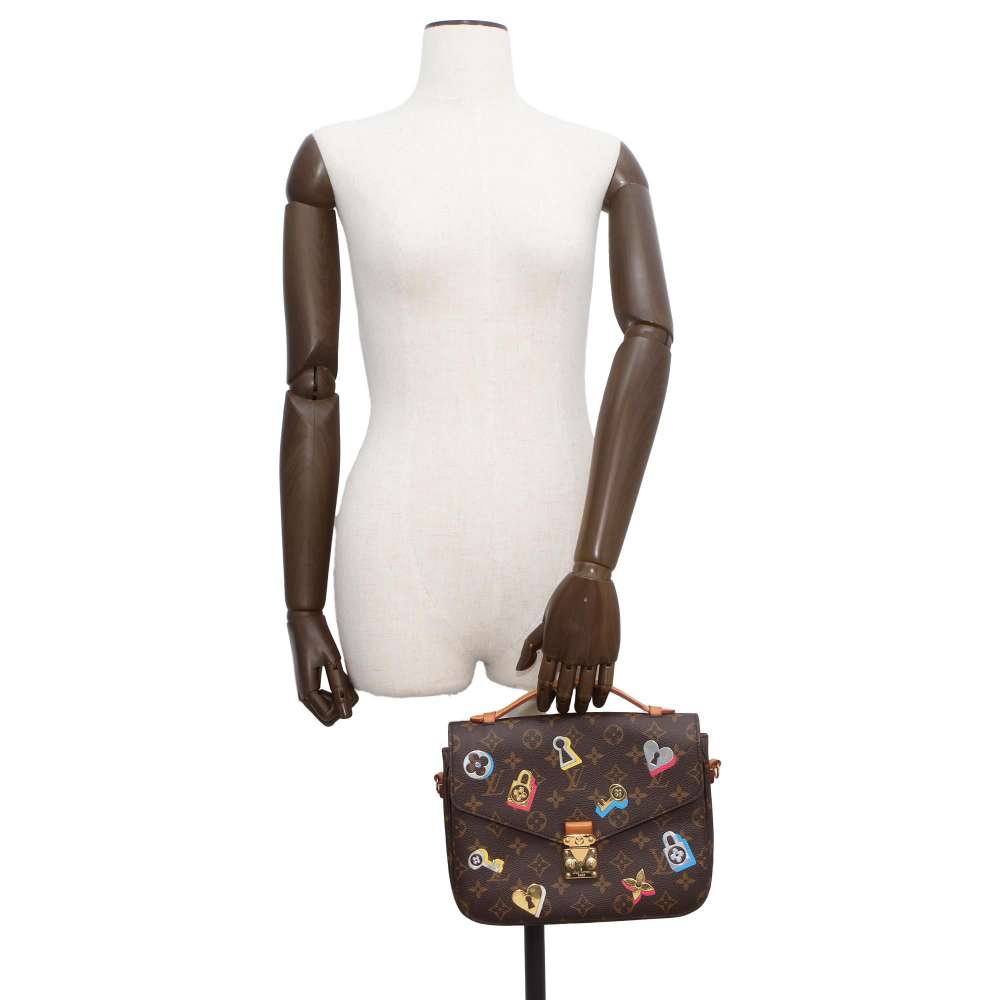 LOUIS VUITTON Pochette Metis Brown M44366 Monogram Love Padlock Size MM