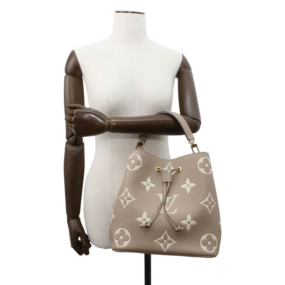 LOUIS VUITTON Neonoe Tourterelle/Claim M45555 Monogram Empreinte Leather Size MM