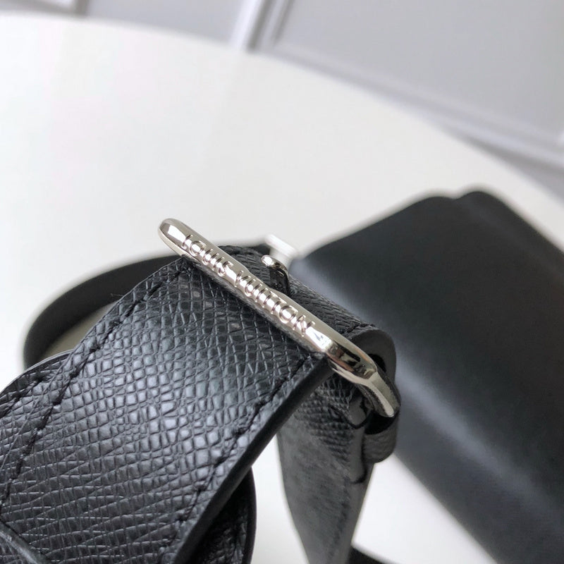 LOV2 Bags - Fashion Bags  2743