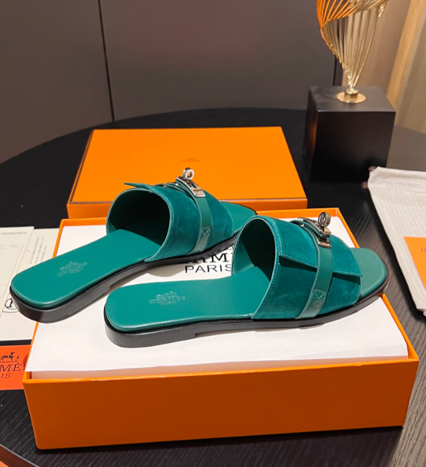 SAMC - HMS Women Shoes - 581