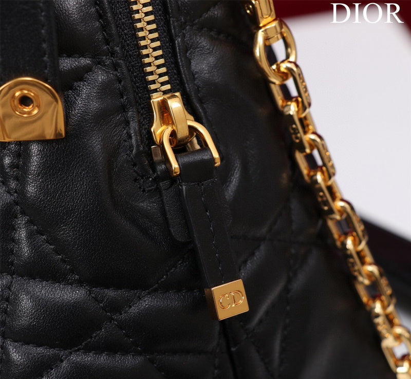 ELE - Dir Bags - 1709