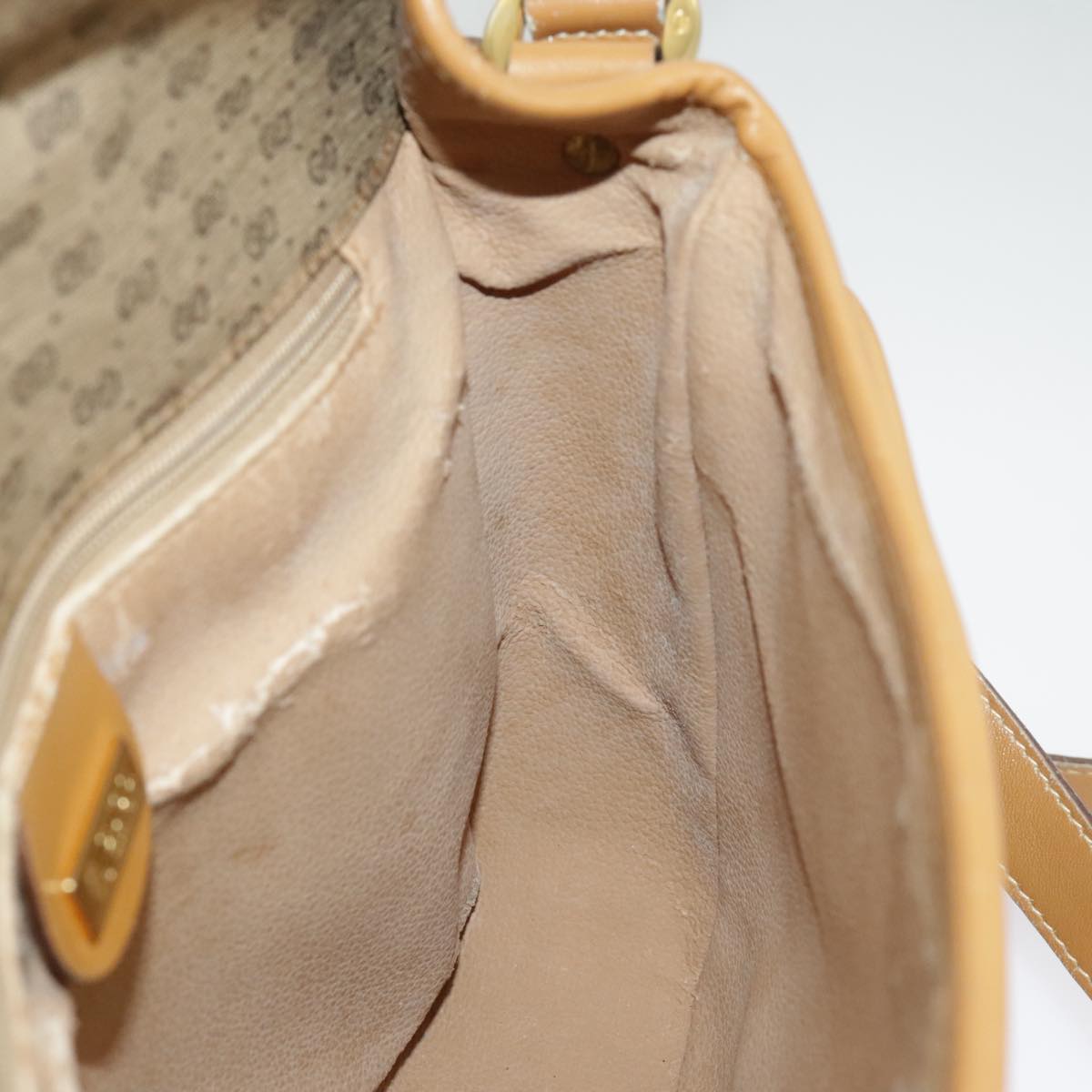 GUCCI Micro GG Supreme Shoulder Bag PVC Beige Gold 99301
