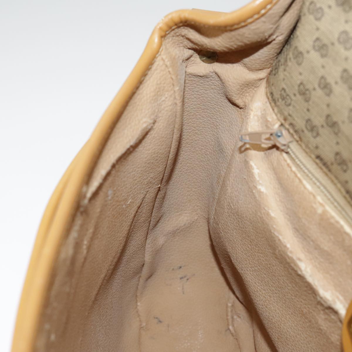 GUCCI Micro GG Supreme Shoulder Bag PVC Beige Gold 99301