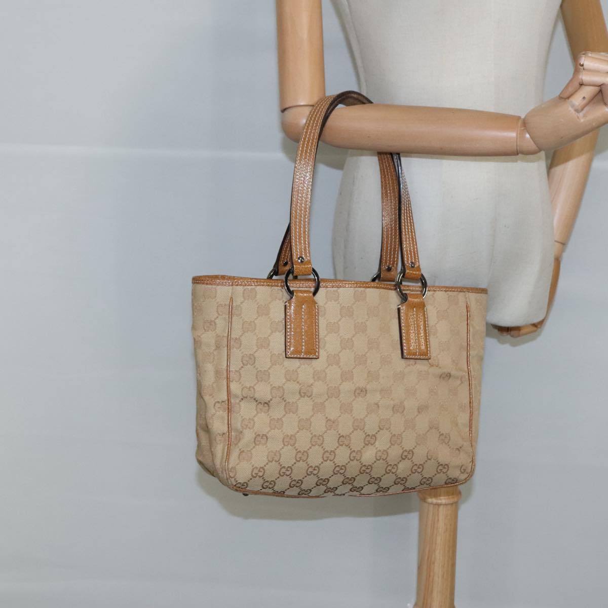 GUCCI GG Canvas Shoulder Bag Beige 113019 99309