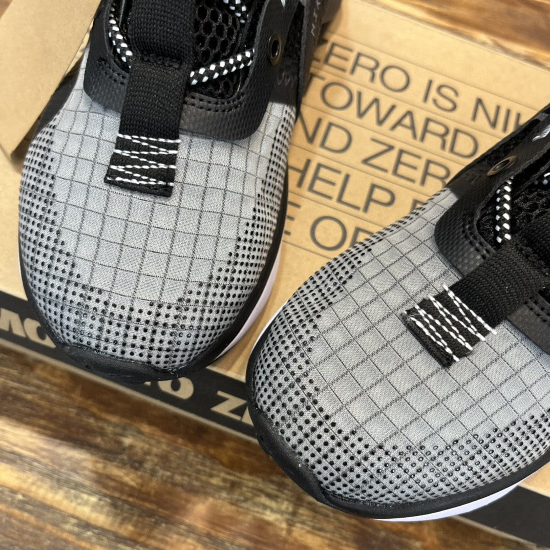 NK Wmns AR.MX 2021 ‘Black Smoke Grey’ For MenÃ‚Â 