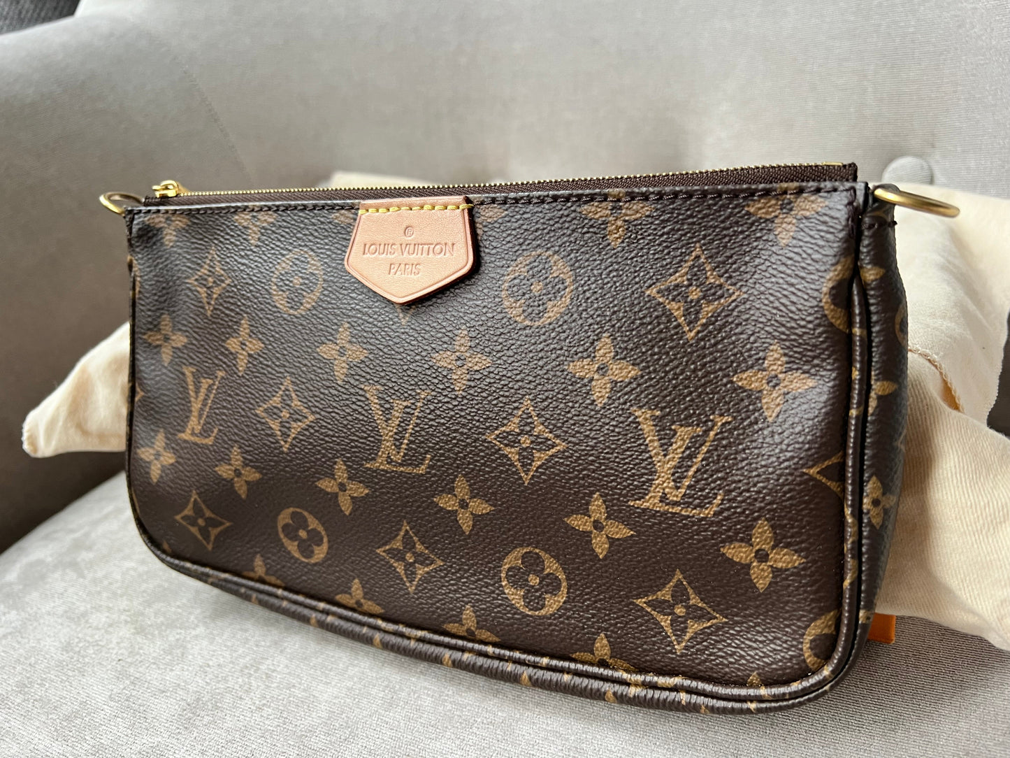 Louis Vuitton Multi Pochette Accessoires Khaki (RRP £1970)