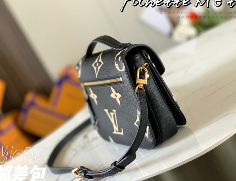 SAMC - LOV Bags - 1367