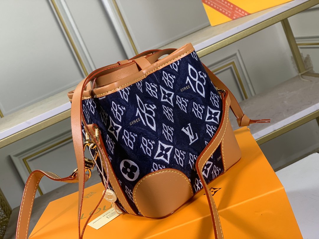 EN - New Arrival Bags LUV 099