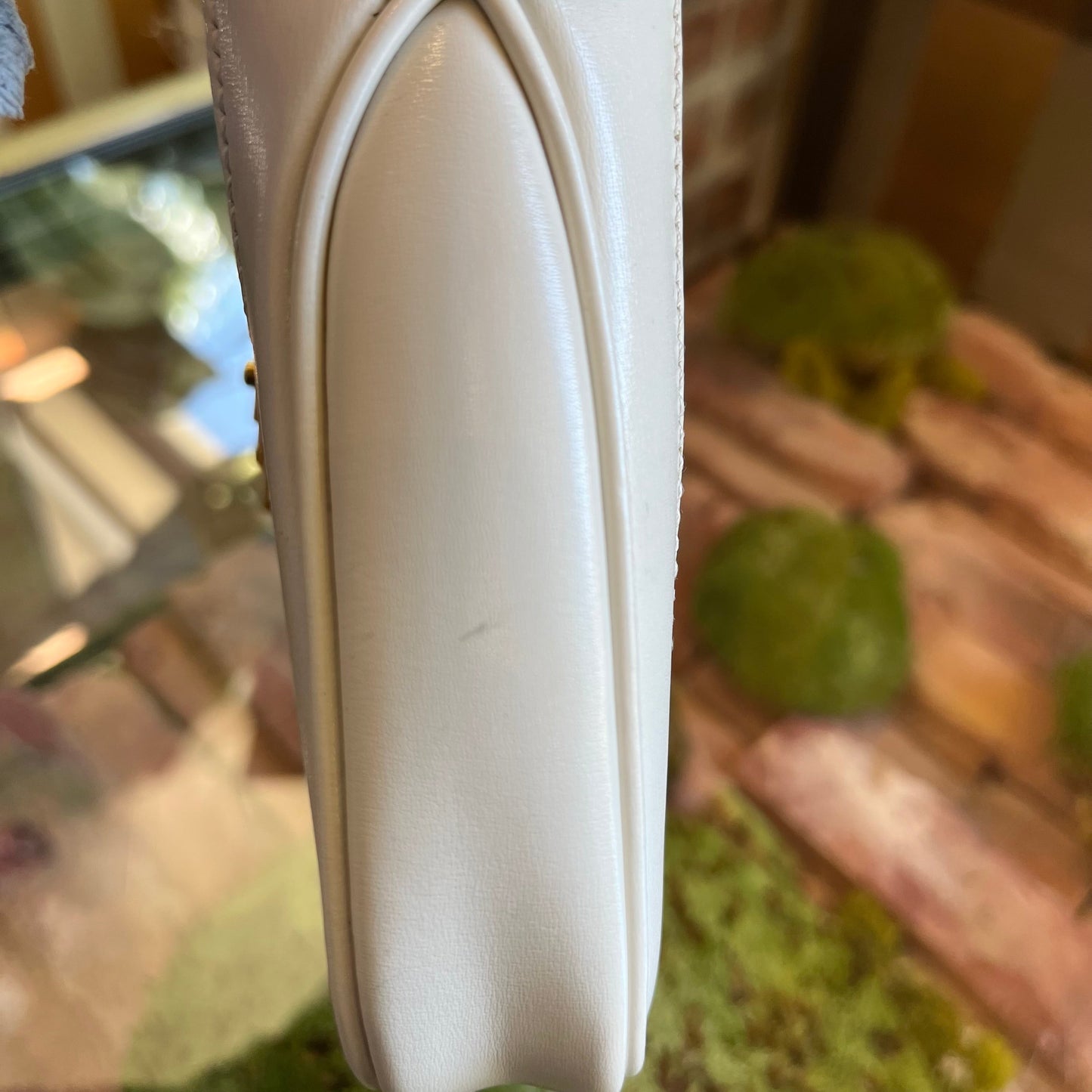 GUCCI Piston Lock Jackie 1961 Small White Shoulder Bag