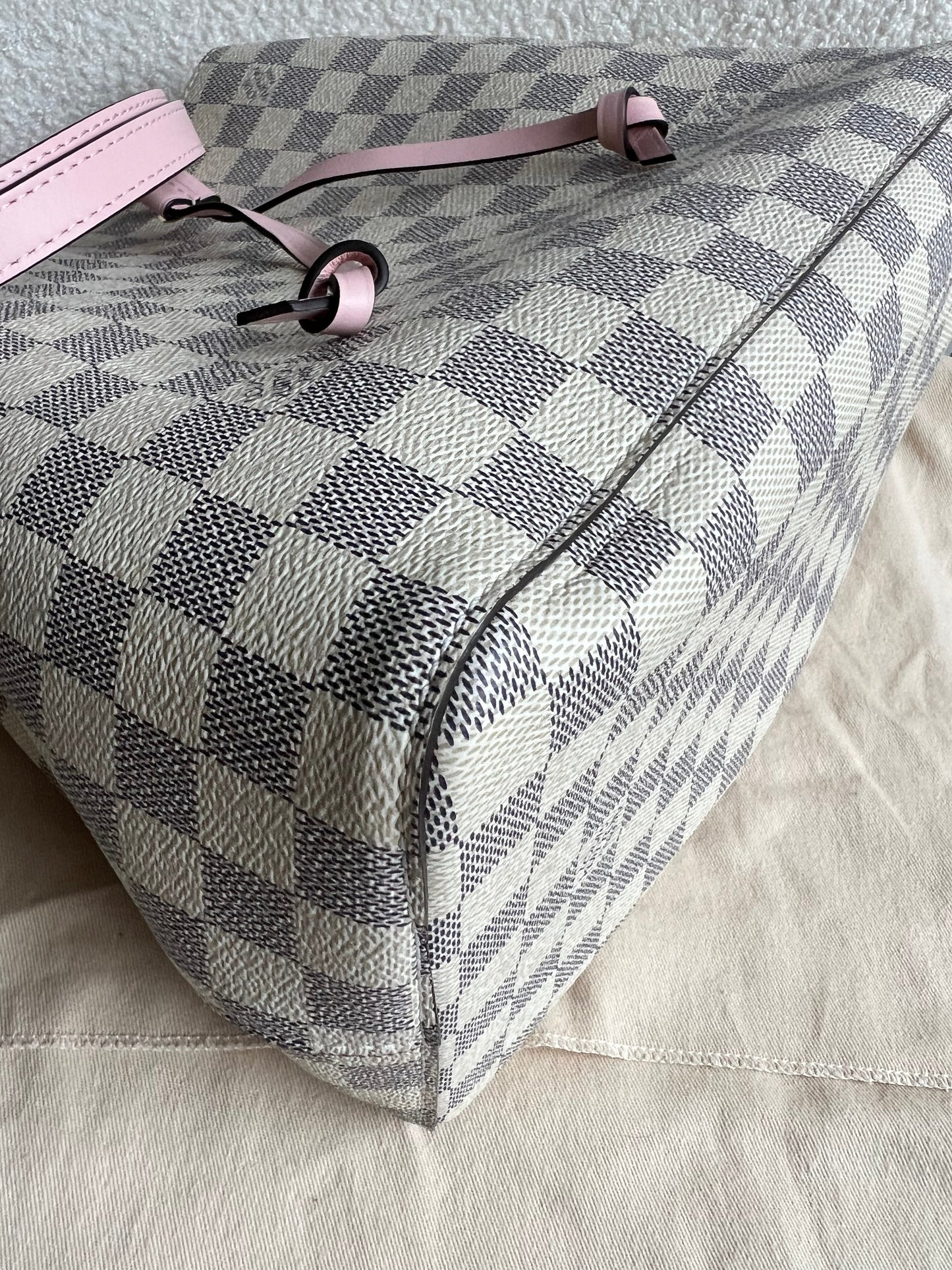 Louis Vuitton Neo Noe Damier Azur Rose Poudre (RRP £1,610)