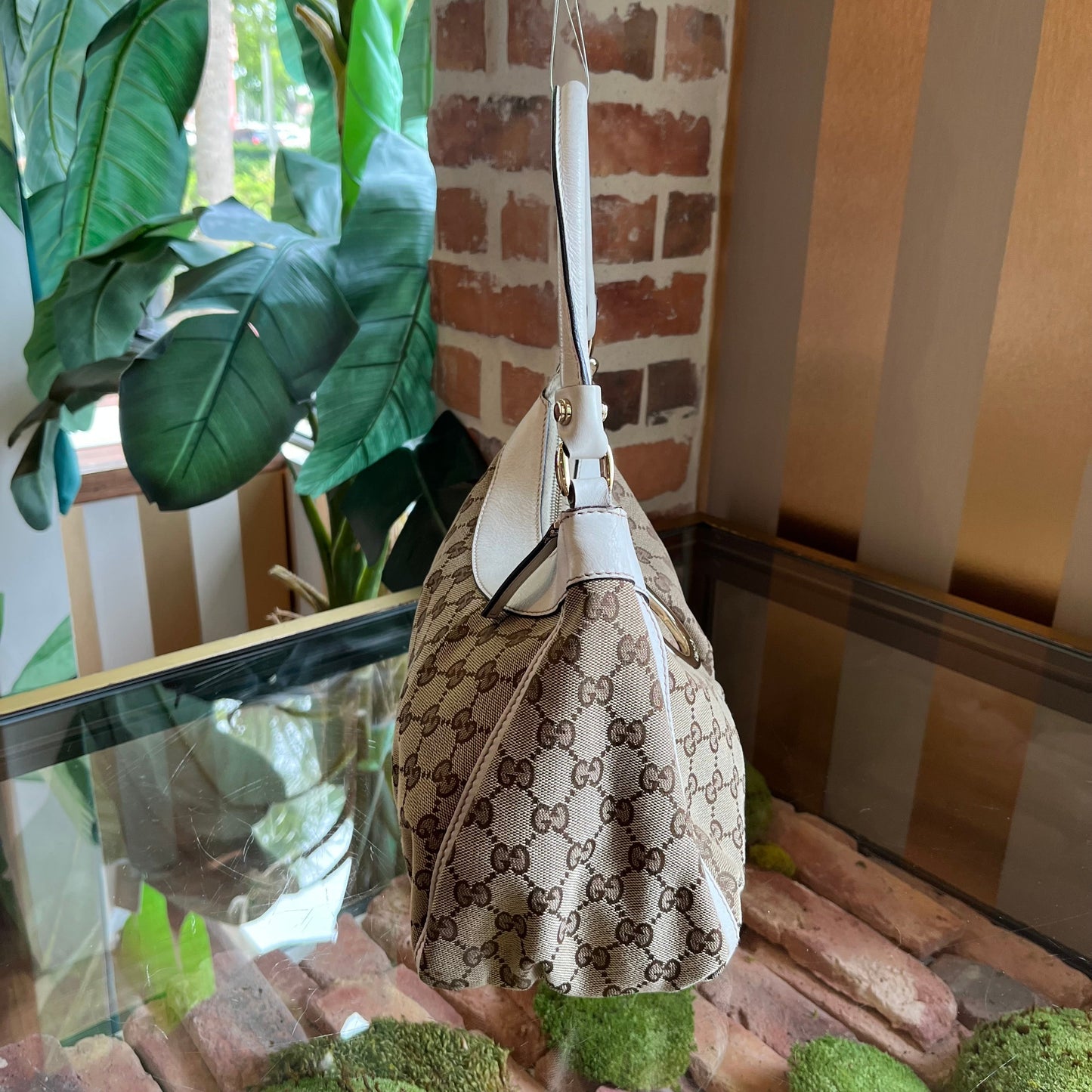 GUCCI Abbey D-Ring Original GG Canvas Small Shoulder Bag