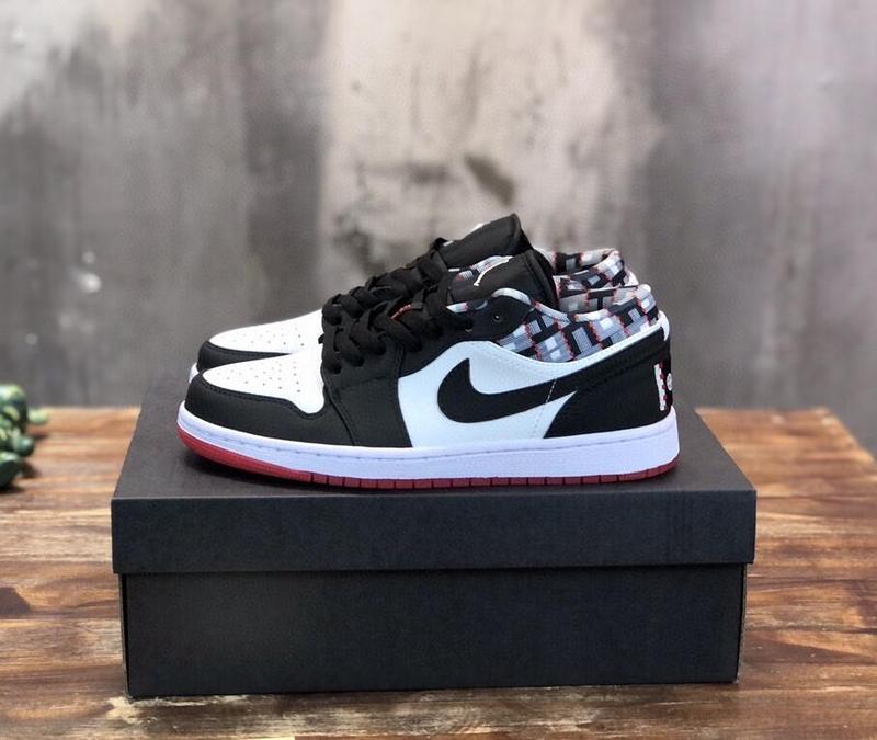 SAMC - NKE Shoes - 1022
