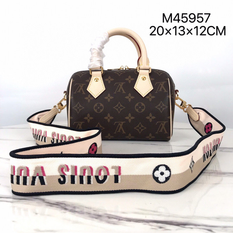 LOV2 Bags - Luxurious Bags  1107