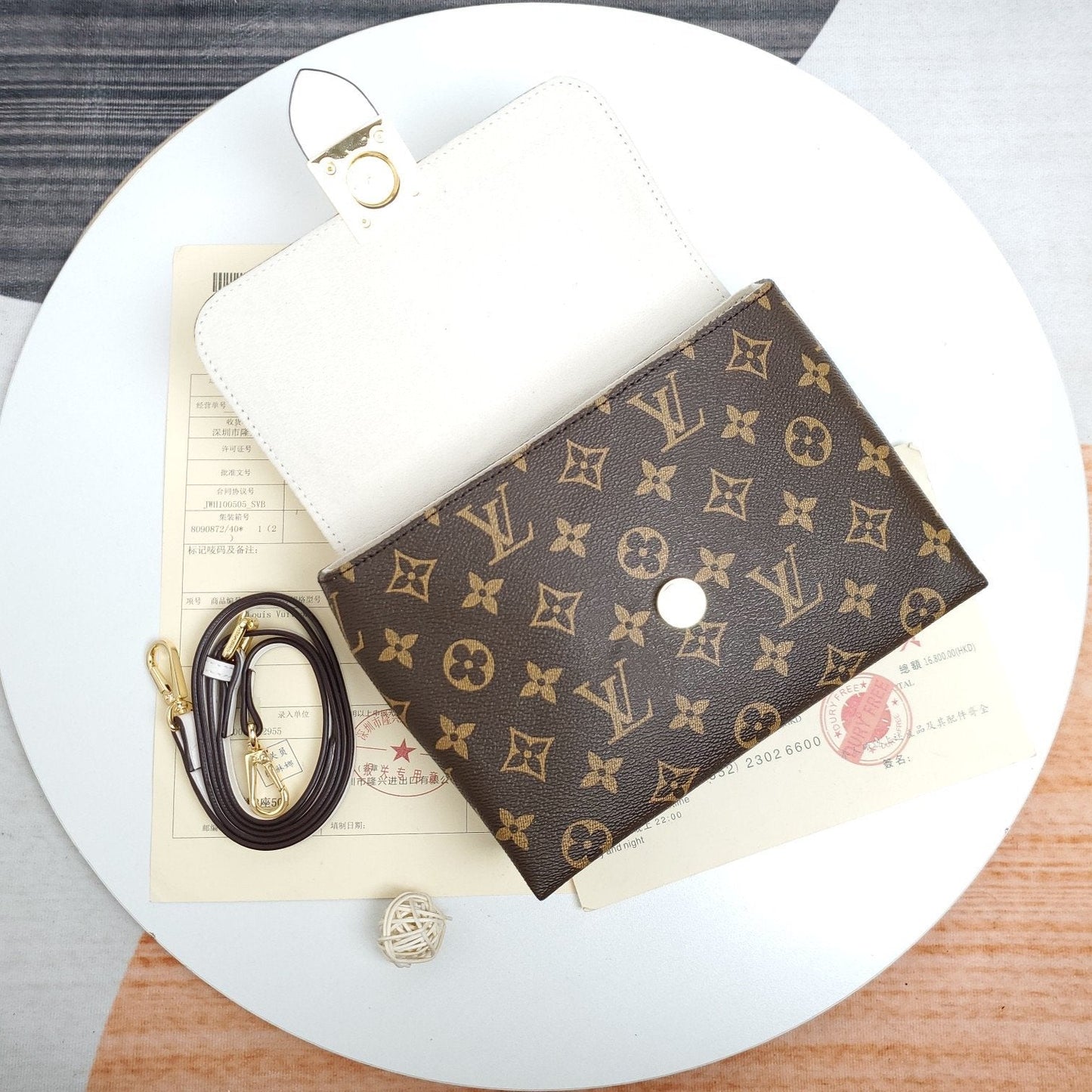 EN - New Arrival Bags LUV 216