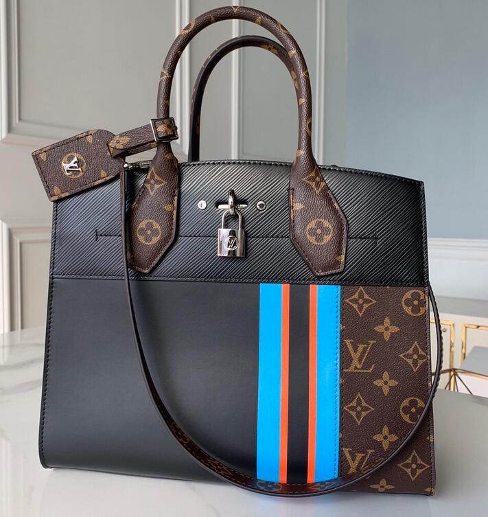 SAMC - LOV Bags - 2934