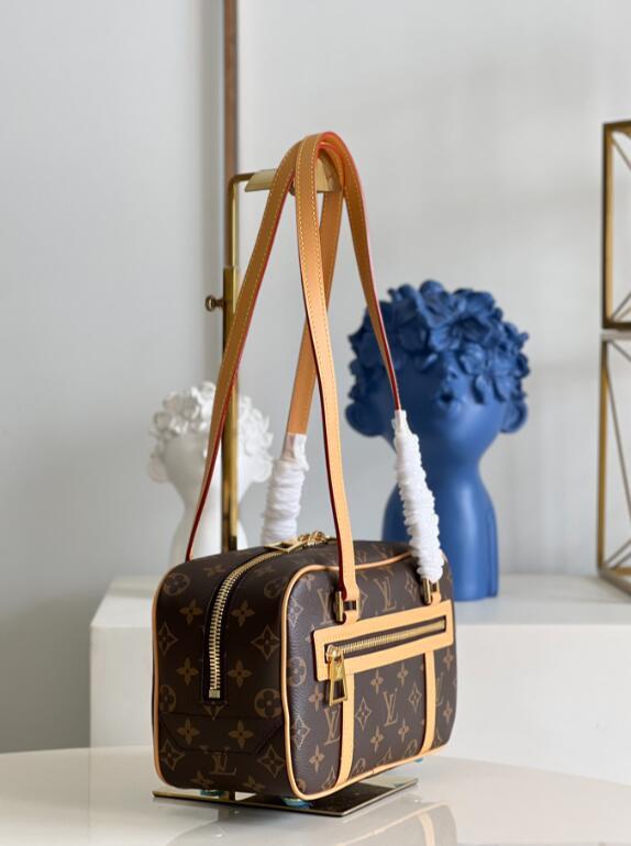 SAMC - LOV Bags - 1604