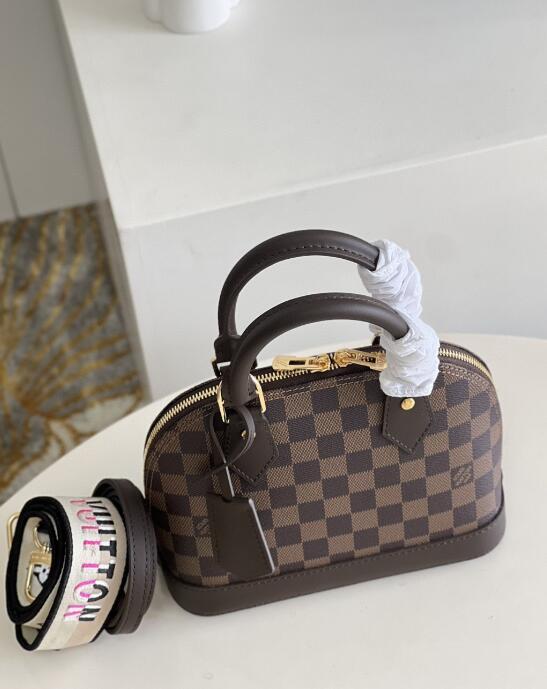 SAMC - LOV Bags - 1707