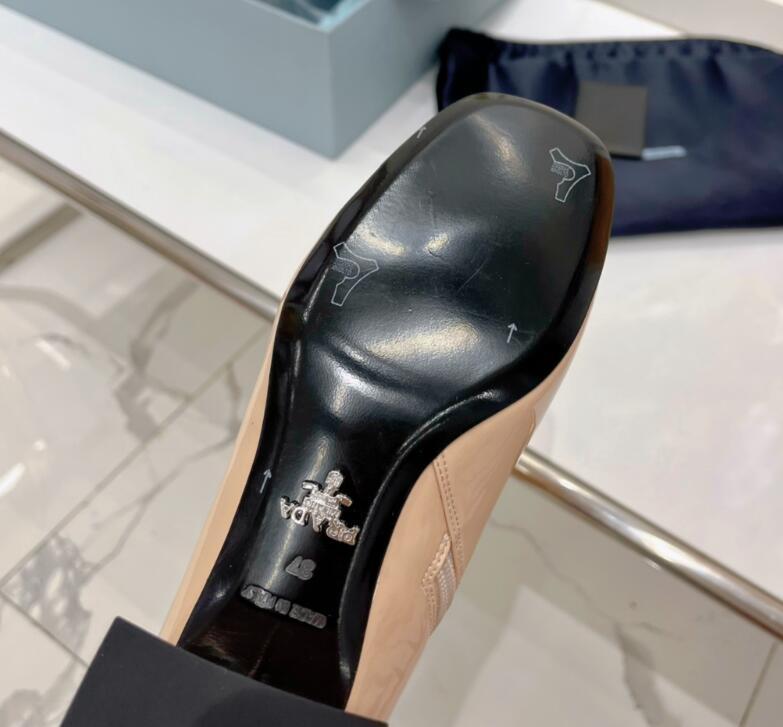 GlamyWomen Shoes - 420