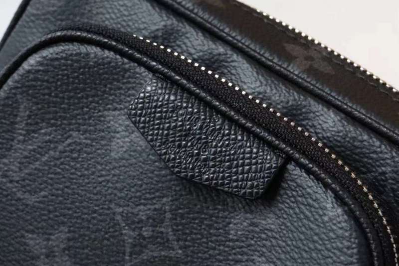 LOV2 Bags - Luxurious Bags  1121