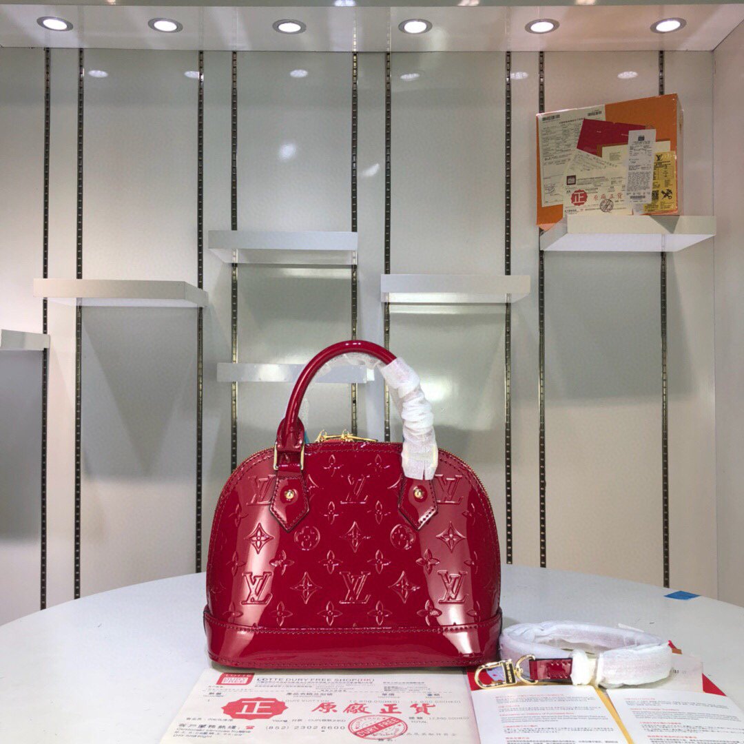 EN - New Arrival Bags LUV 058