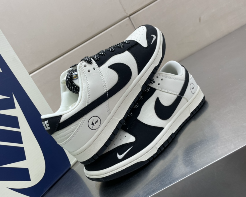 SAMC - NKE Shoes - 031