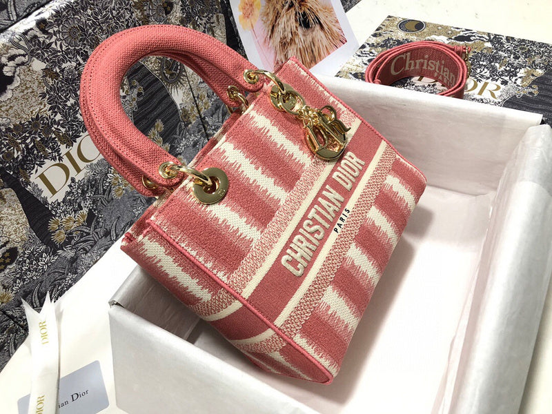 ELE - Dir Bags - 211