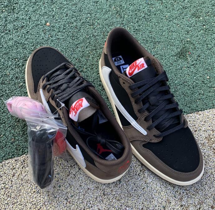 SAMC - NKE Shoes - 1536